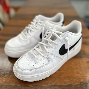 Nike Air Force 1 Size 6.5Y